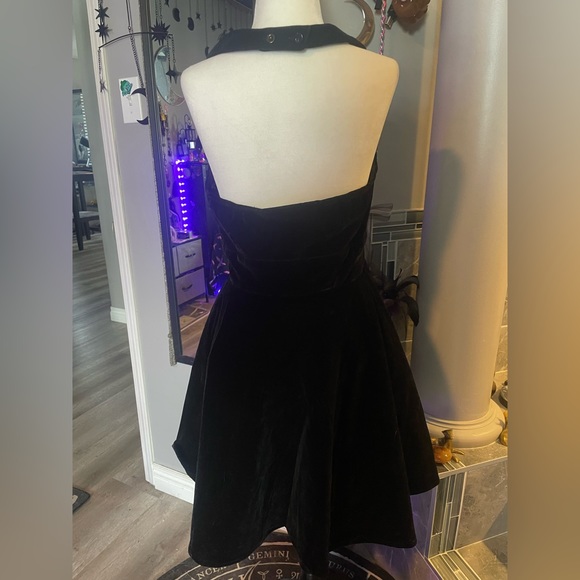 Killstar black velvet dress - Picture 5 of 5